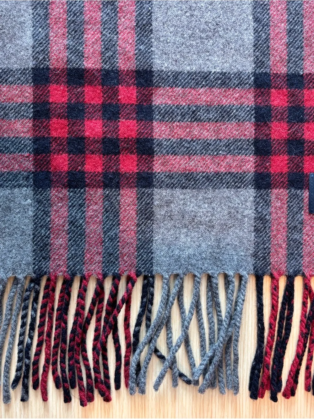 Vintage Pendleton 100% Virgin Wool Scarf Gray Red Plaid Fringed Muffler
